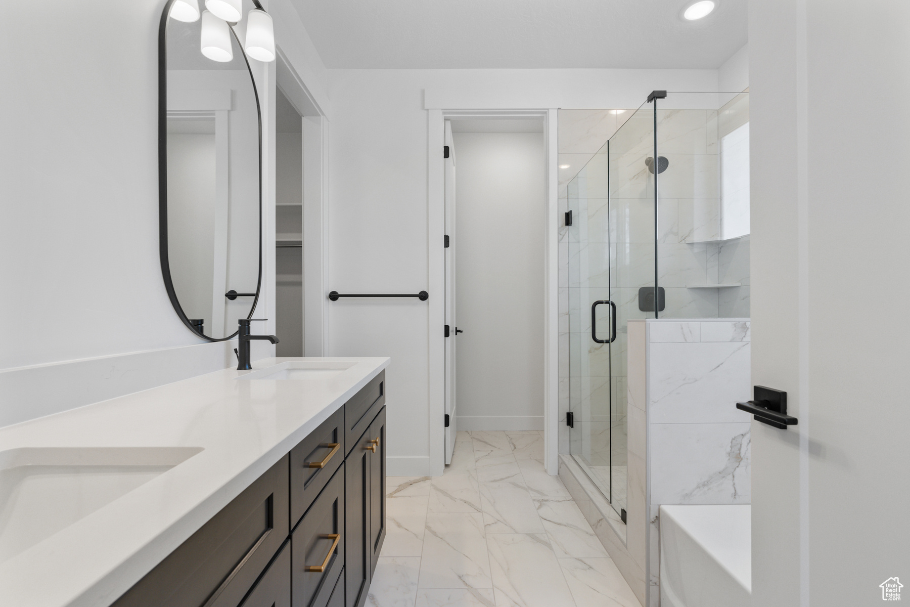 VISTAS AT SUMMIT RDG - Residential