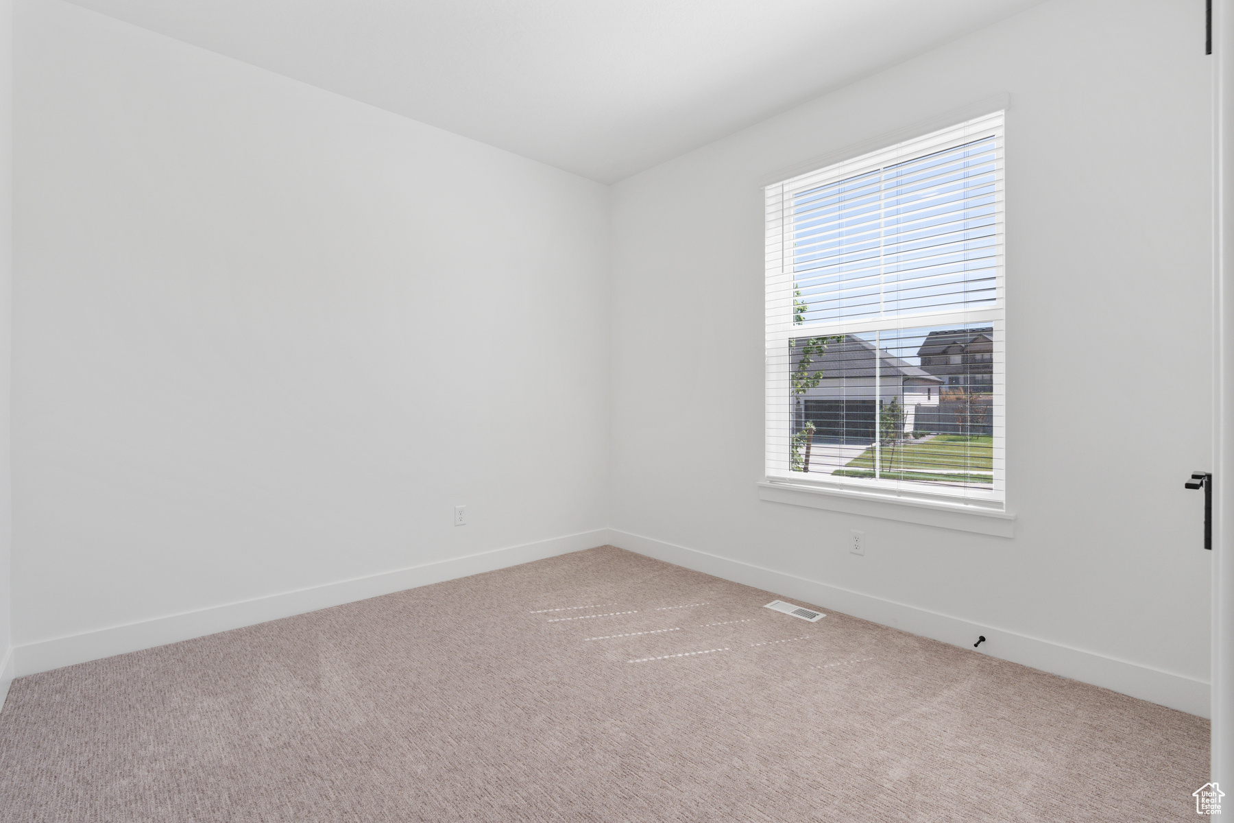 VISTAS AT SUMMIT RDG - Residential