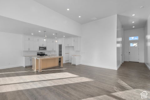 Tiny photo for 626 S 125 E, Hyde Park, UT 84318 (MLS # 2190181)