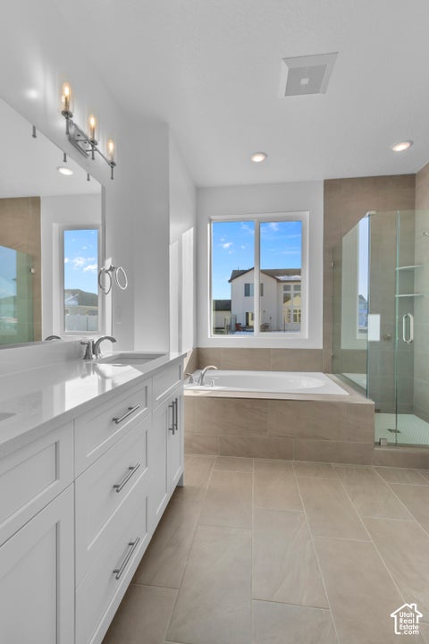 Tiny photo for 626 S 125 E, Hyde Park, UT 84318 (MLS # 2190181)