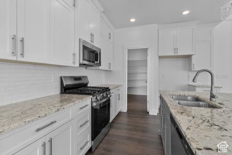 Tiny photo for 626 S 125 E, Hyde Park, UT 84318 (MLS # 2190181)
