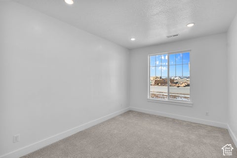 Tiny photo for 626 S 125 E, Hyde Park, UT 84318 (MLS # 2190181)