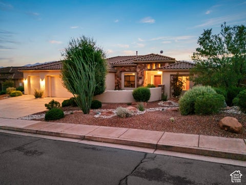Photo of 327 N 390 E, Ivins, UT 84738 (MLS # 2191762)