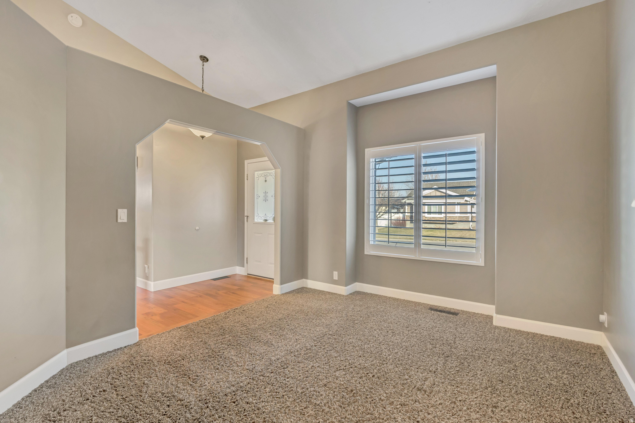 MEADOWLANDS - Residential