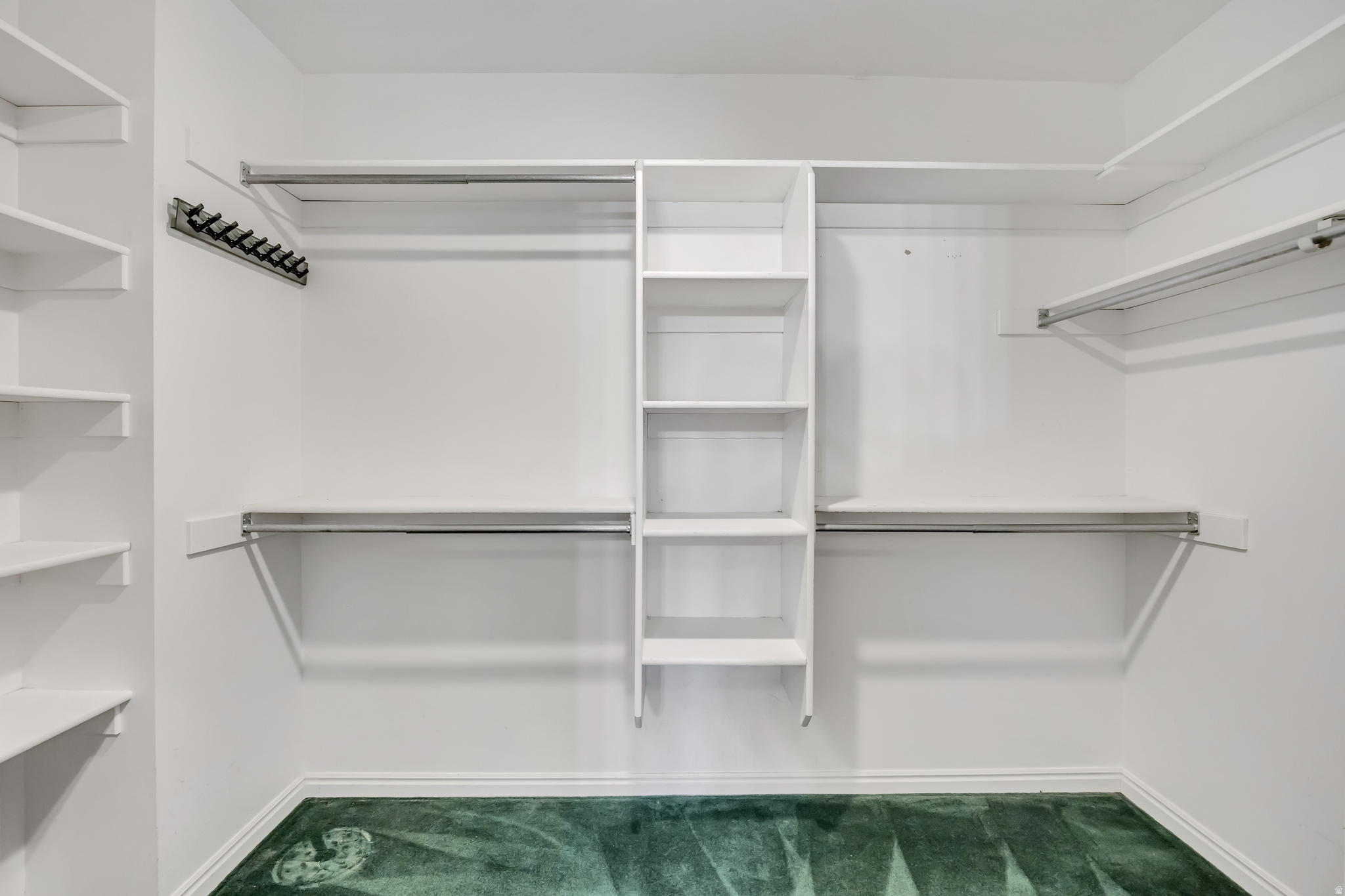 MEADOWLANDS - Residential