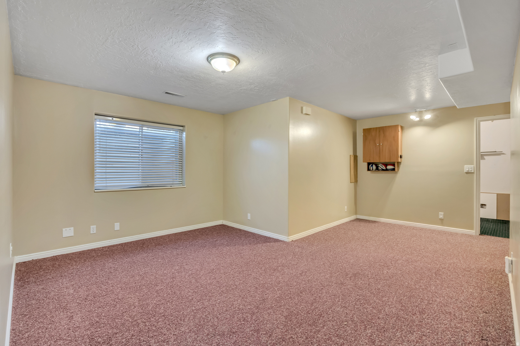 MEADOWLANDS - Residential