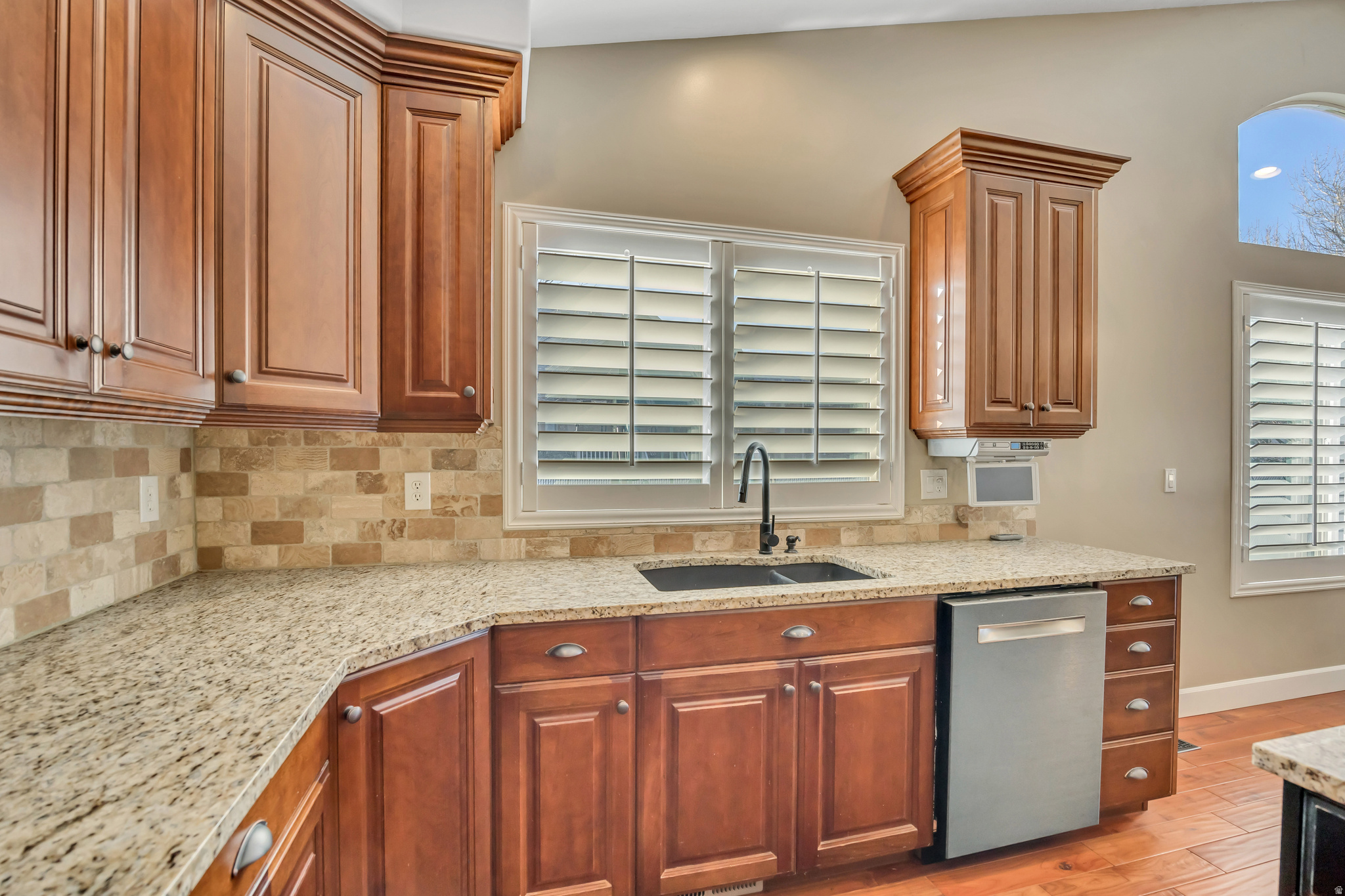 MEADOWLANDS - Residential