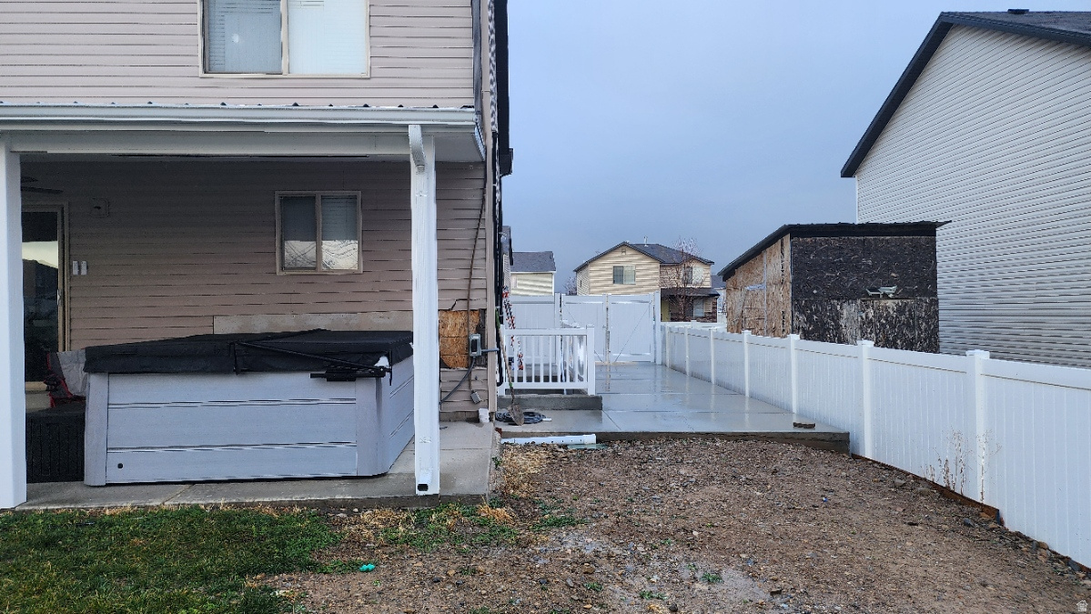 SPANISH FIELDS - Residential