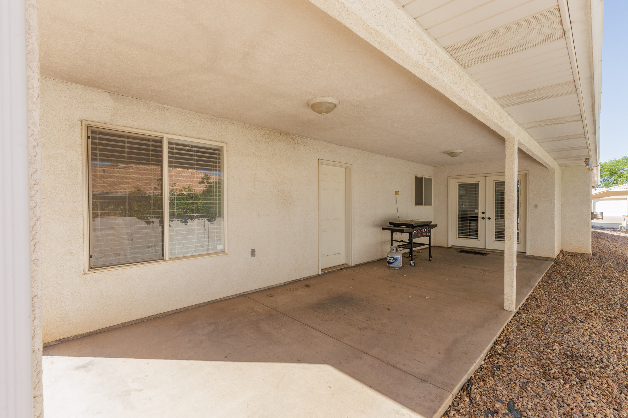 BLOOMINGTON HILLS - Residential