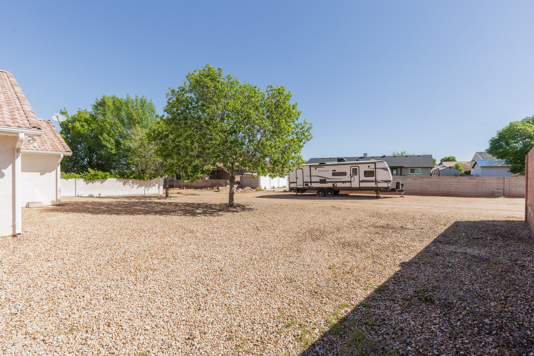 BLOOMINGTON HILLS - Residential