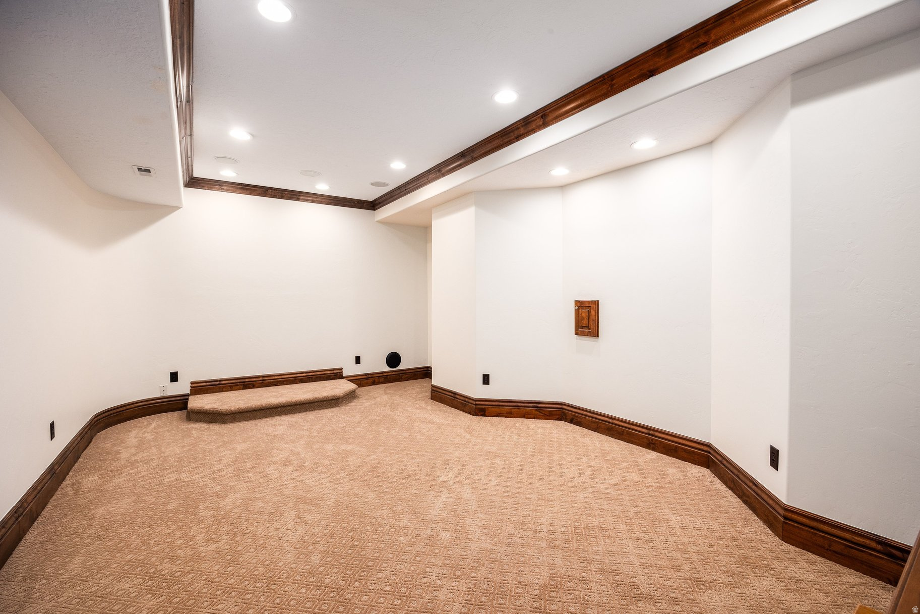 SUMMERWOOD - Residential