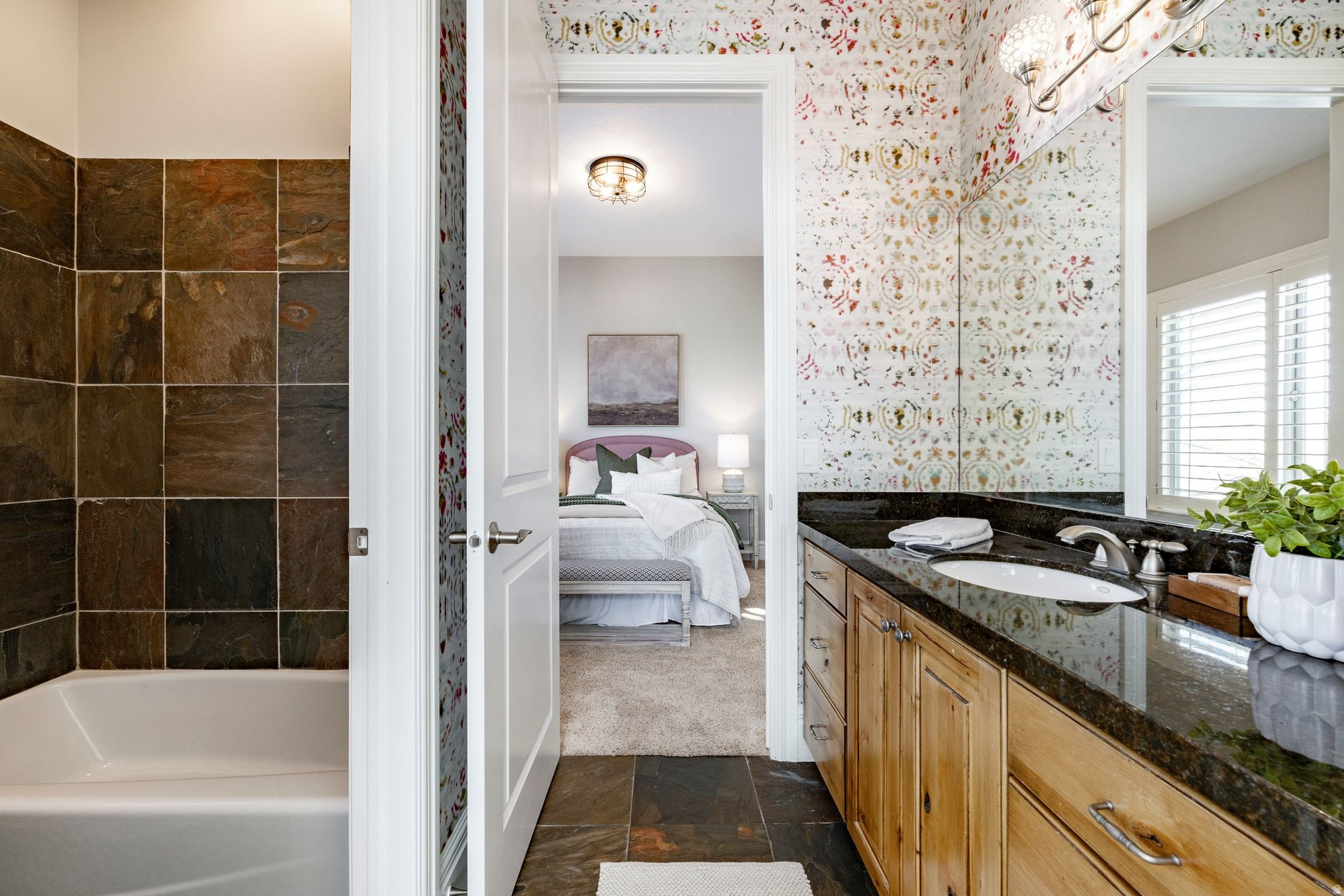 SUMMERWOOD - Residential