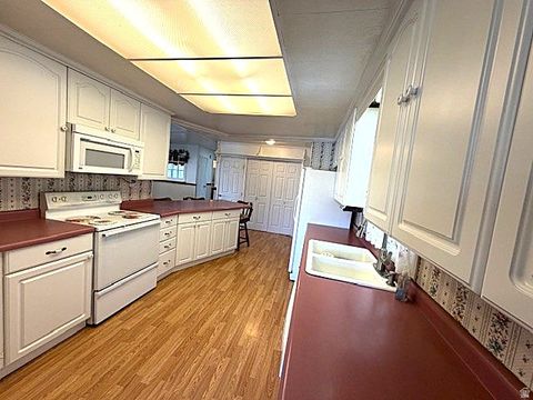 Tiny photo for 4583 S MONTE VISTA DR, Taylorsville, UT 84123 (MLS # 2143975)