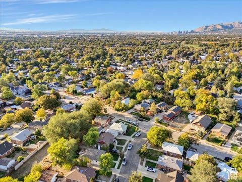 Tiny photo for 2938 S HUDSON CIR E, Salt Lake City, UT 84106 (MLS # 2190344)