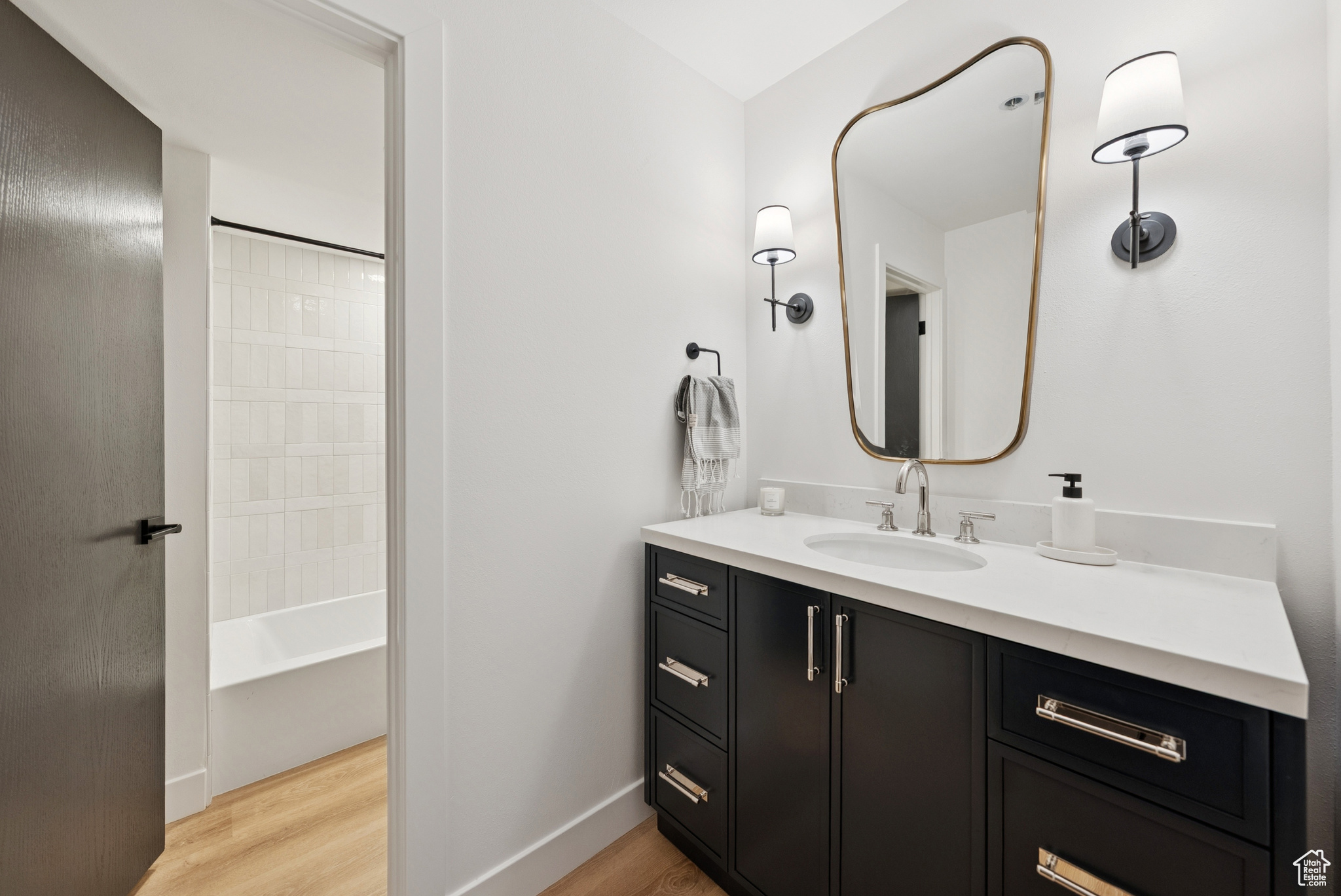 Park City, Utah 84060, United States, 3 Bedrooms Bedrooms, ,2 BathroomsBathrooms,Residential,Active,181508