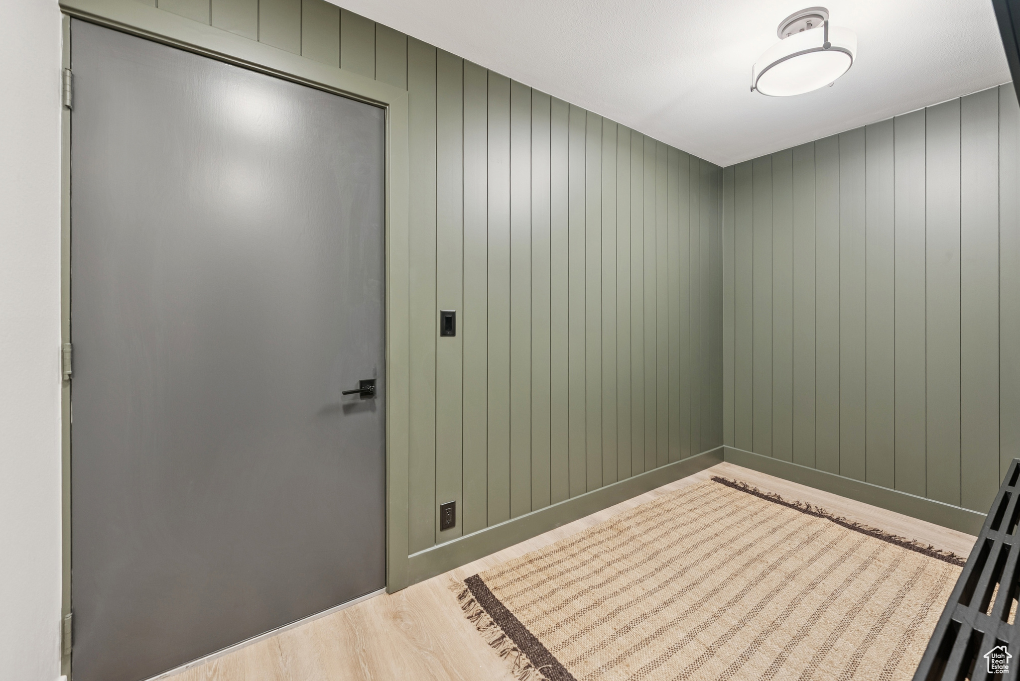 Park City, Utah 84060, United States, 3 Bedrooms Bedrooms, ,2 BathroomsBathrooms,Residential,Active,181508