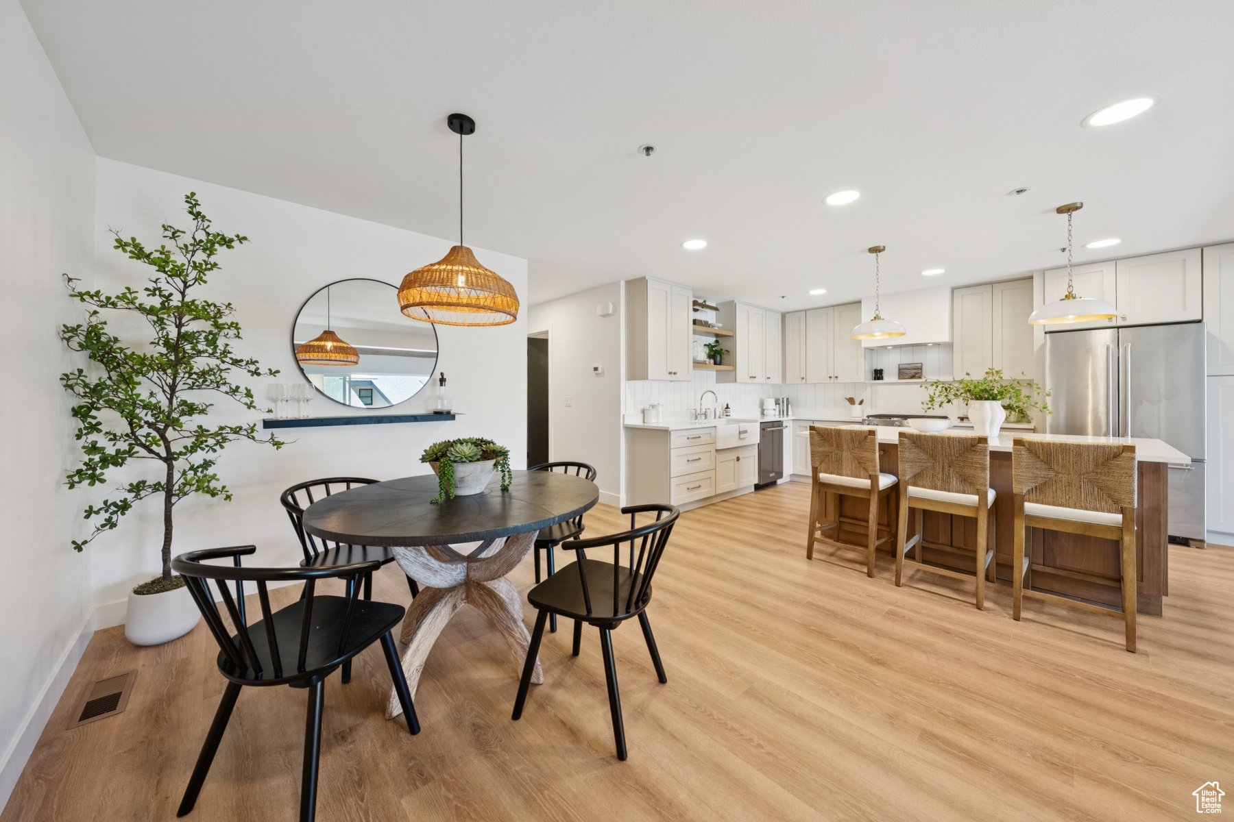 Park City, Utah 84060, United States, 3 Bedrooms Bedrooms, ,2 BathroomsBathrooms,Residential,Active,181508