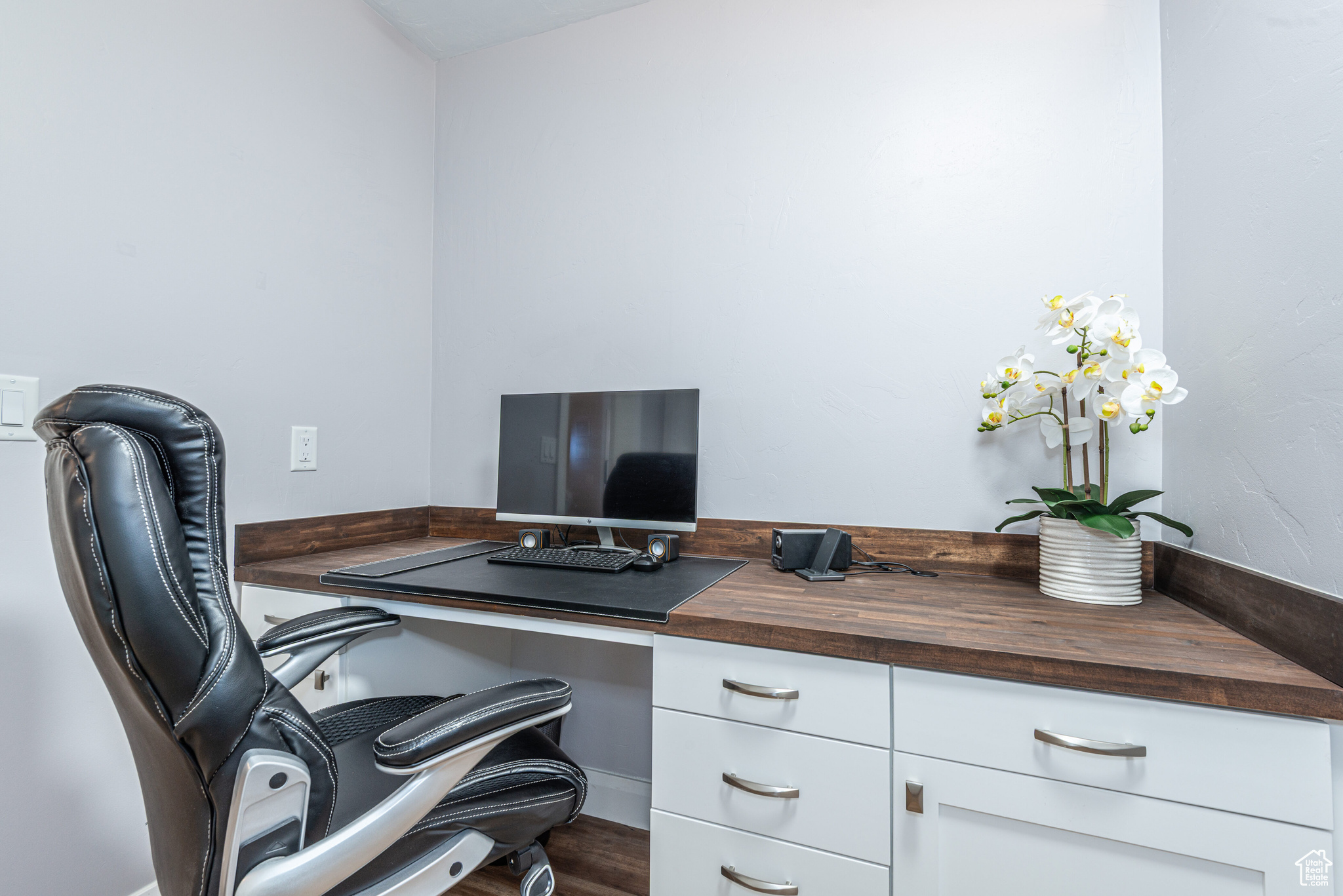 PEREGRINE POINT - Residential