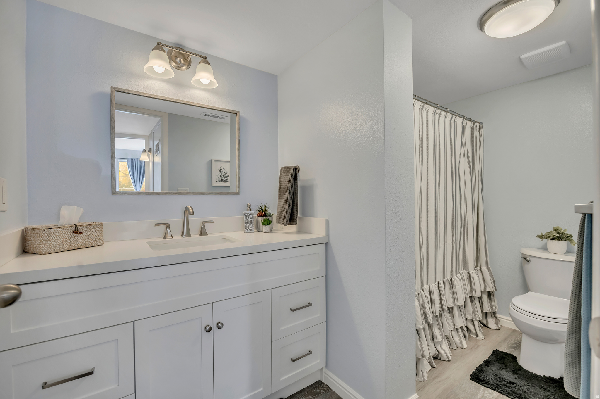 RIVENDELL CONDOS - Residential