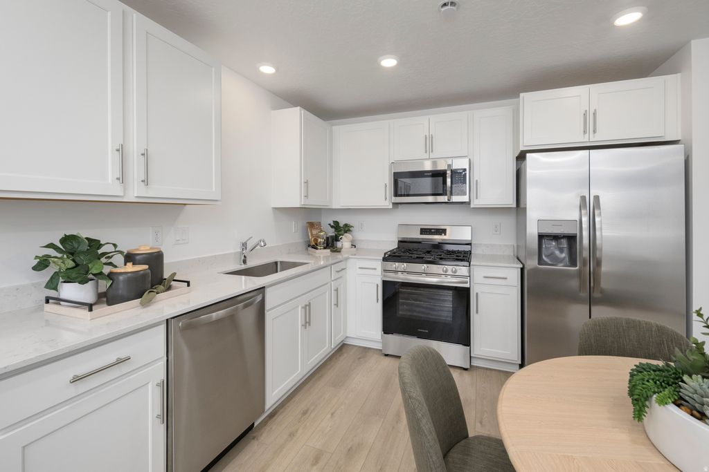 Photo of 644 W EMPRESS ST #30, Santaquin, UT 84655 (MLS # 2159186)