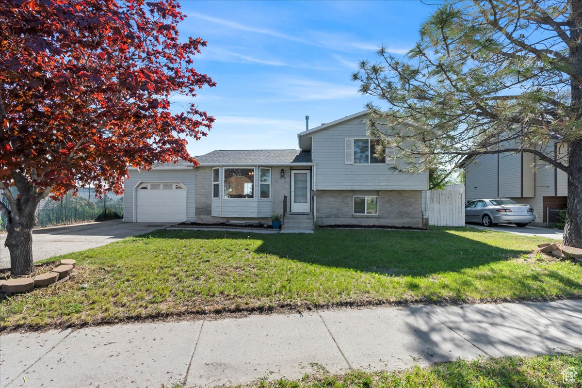 5479 S Red Lodge Dr, Kearns, Utah image 2