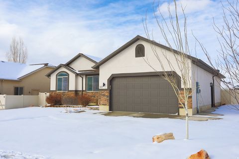 Tiny photo for 327 E 2260 S, Heber City, UT 84032 (MLS # 2153127)