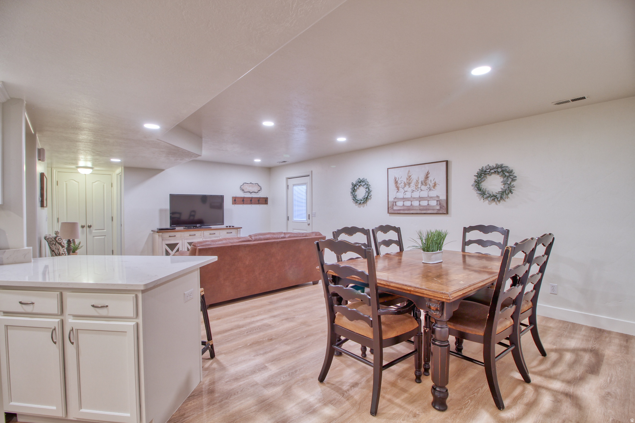 KIRKS FRUIT RANCH - Residential