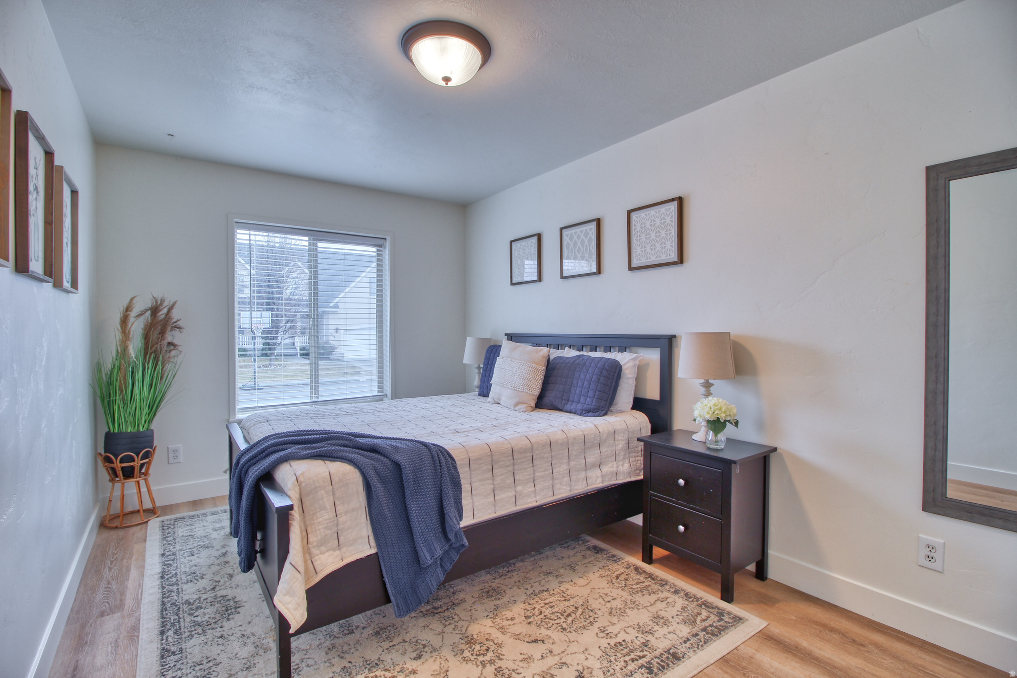 KIRKS FRUIT RANCH - Residential