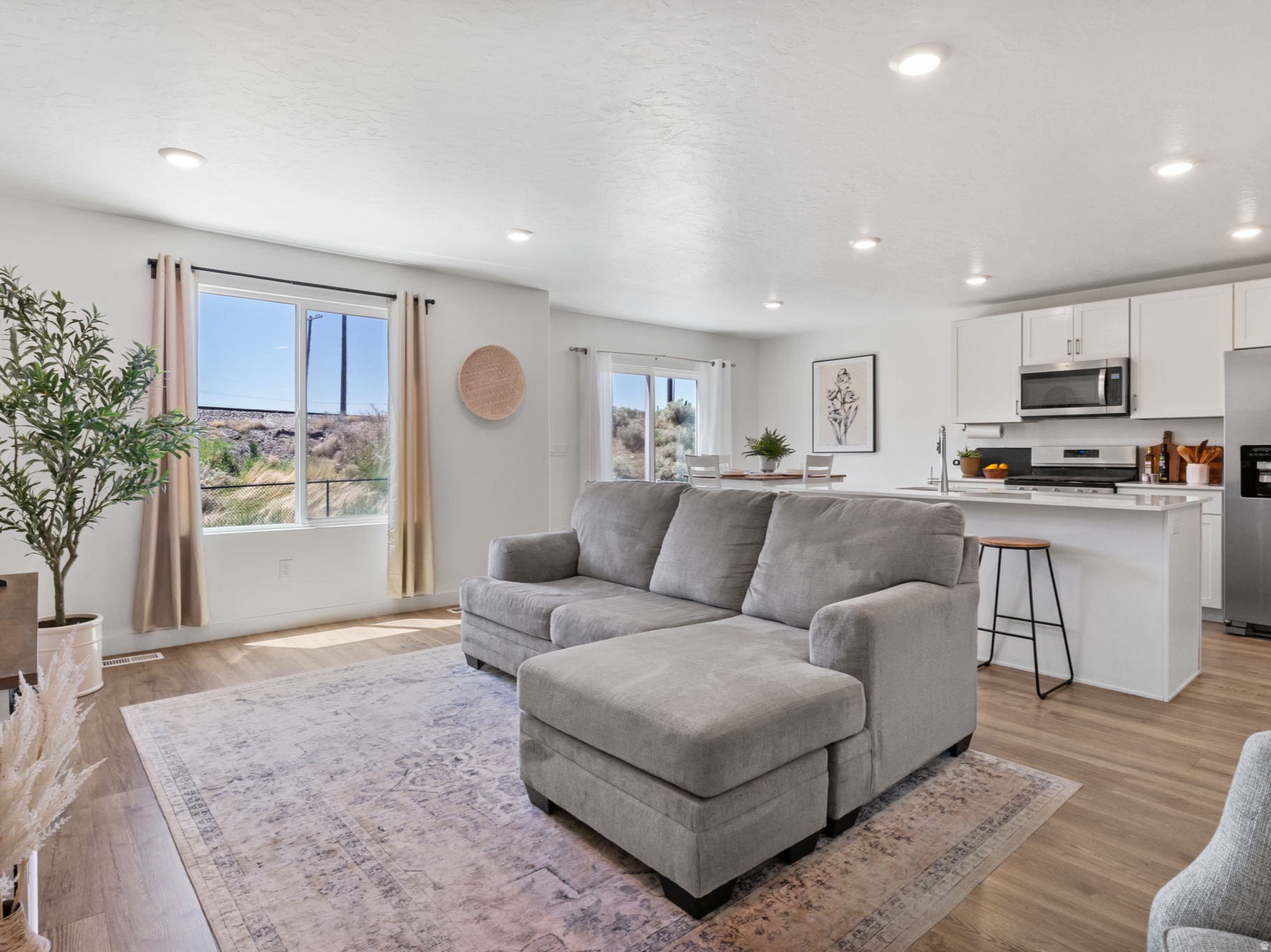 QUIET VALLEY - Residential