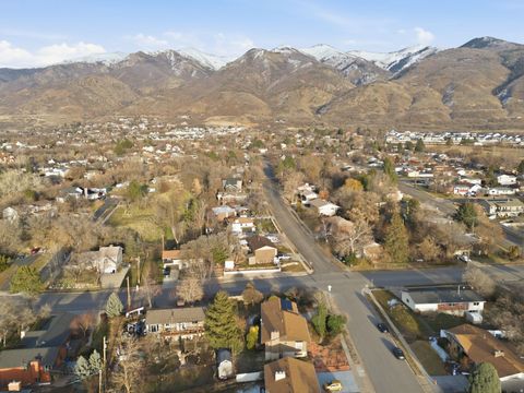 Tiny photo for 815 E OXFORD DR N, Kaysville, UT 84037 (MLS # 2135256)