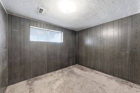 Tiny photo for 815 E OXFORD DR N, Kaysville, UT 84037 (MLS # 2135256)