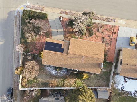 Tiny photo for 815 E OXFORD DR N, Kaysville, UT 84037 (MLS # 2135256)