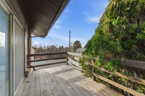 Tiny photo for 815 E OXFORD DR N, Kaysville, UT 84037 (MLS # 2135256)