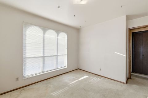 Tiny photo for 815 E OXFORD DR N, Kaysville, UT 84037 (MLS # 2135256)