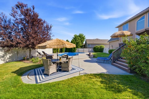 Tiny photo for 2098 S 550 W, Syracuse, UT 84075 (MLS # 2166055)