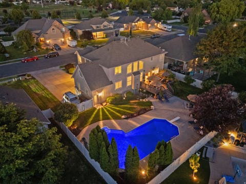 Tiny photo for 2098 S 550 W, Syracuse, UT 84075 (MLS # 2166055)