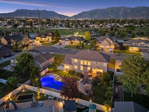 Tiny photo for 2098 S 550 W, Syracuse, UT 84075 (MLS # 2166055)
