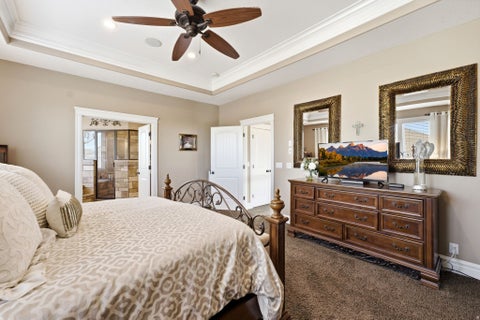 Tiny photo for 2098 S 550 W, Syracuse, UT 84075 (MLS # 2166055)