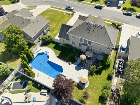 Tiny photo for 2098 S 550 W, Syracuse, UT 84075 (MLS # 2166055)