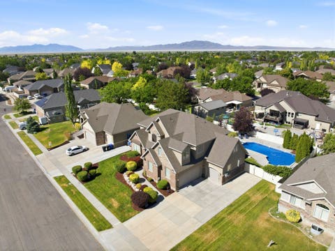 Tiny photo for 2098 S 550 W, Syracuse, UT 84075 (MLS # 2166055)