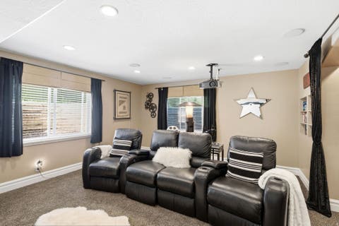 Tiny photo for 2098 S 550 W, Syracuse, UT 84075 (MLS # 2166055)