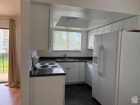 Tiny photo for 4611 S QUAIL VISTA CV E #C, Millcreek, UT 84117 (MLS # 2111575)