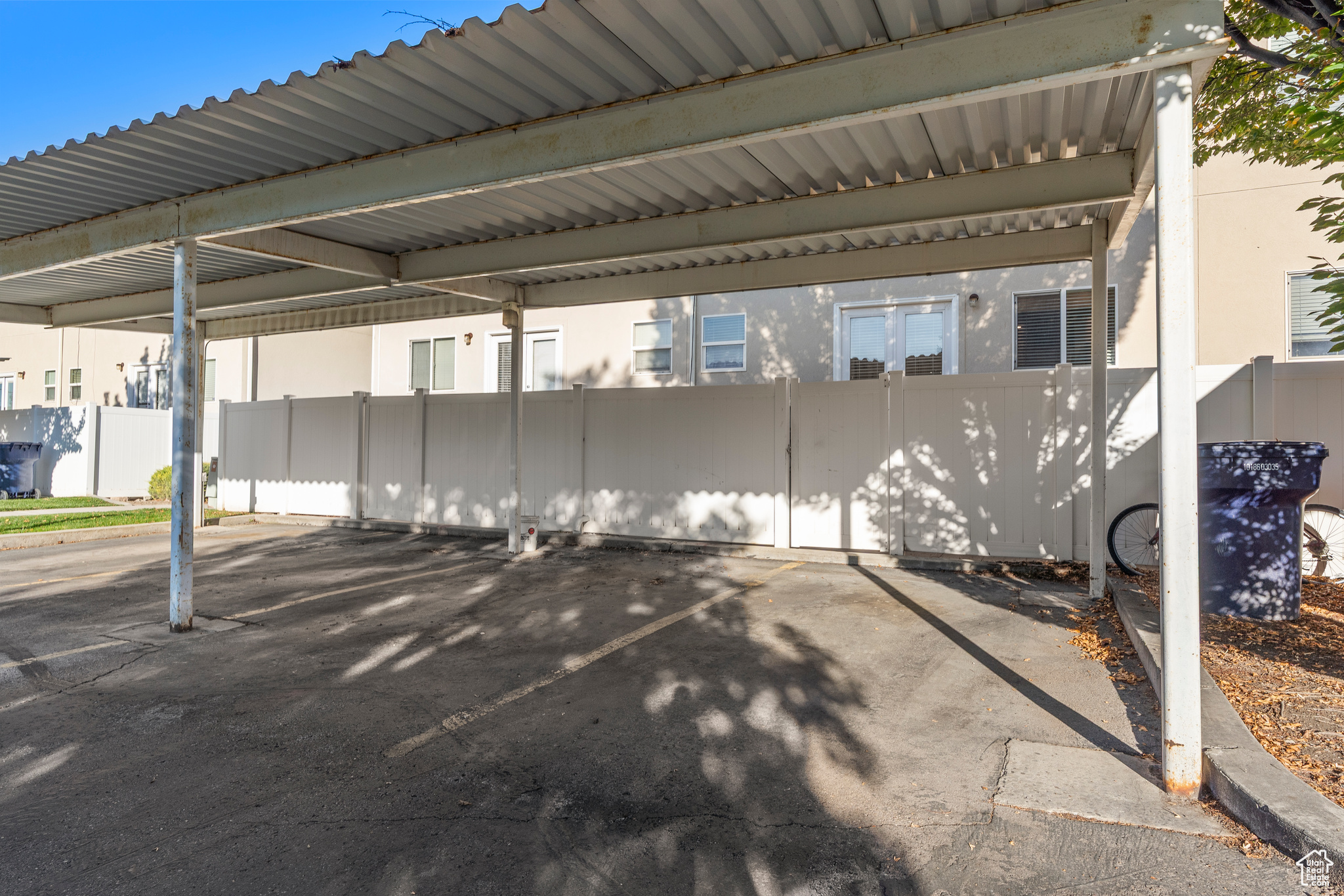 MADISON SQUARE TOWNH - Residential