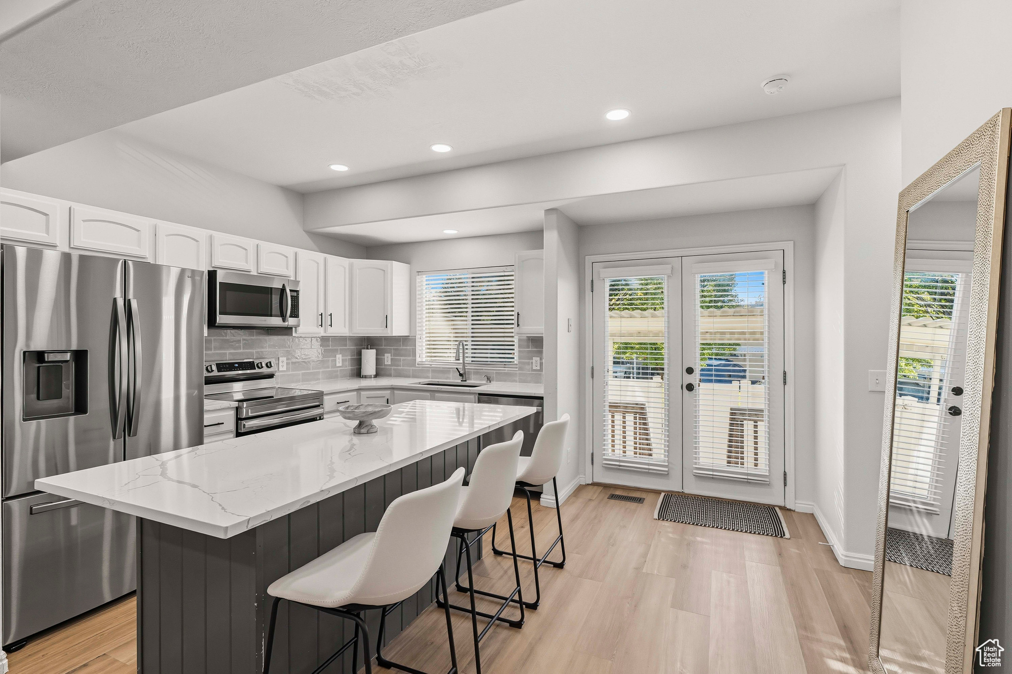 MADISON SQUARE TOWNH - Residential