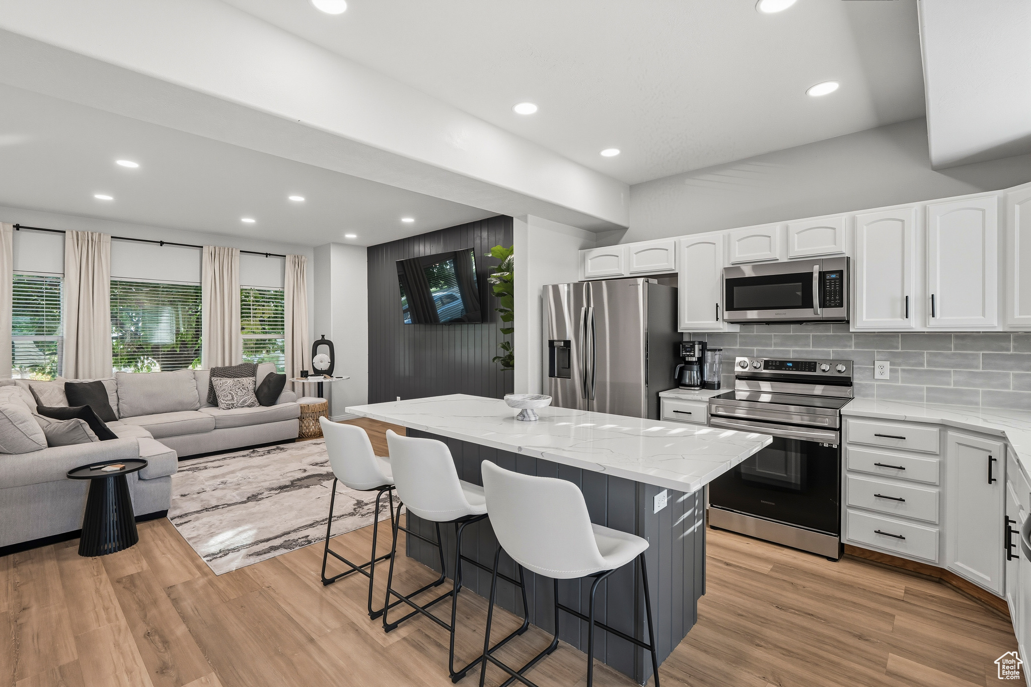 MADISON SQUARE TOWNH - Residential