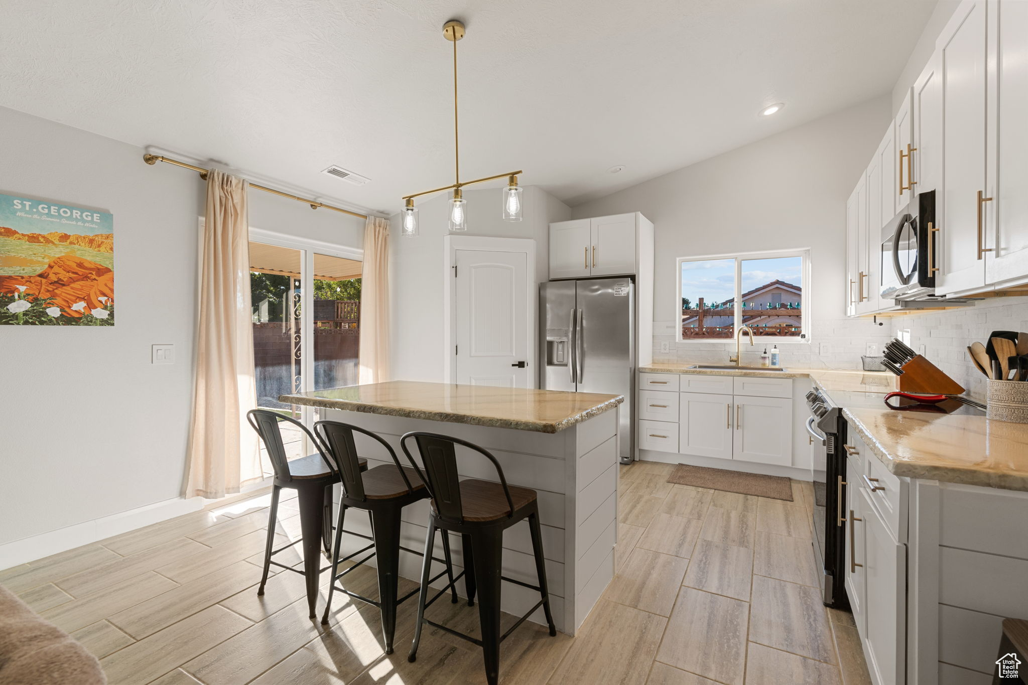 ROUNDY RANCHES 3 - Residential