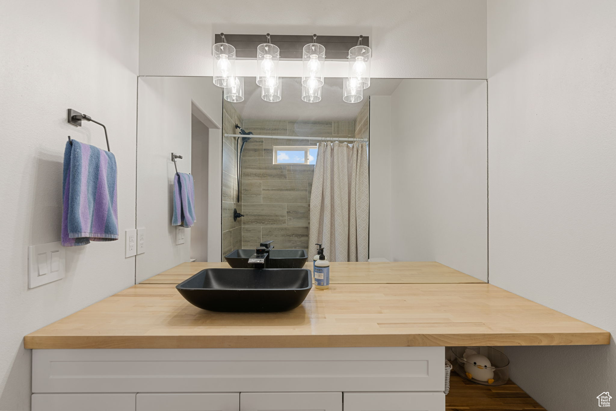 ROUNDY RANCHES 3 - Residential