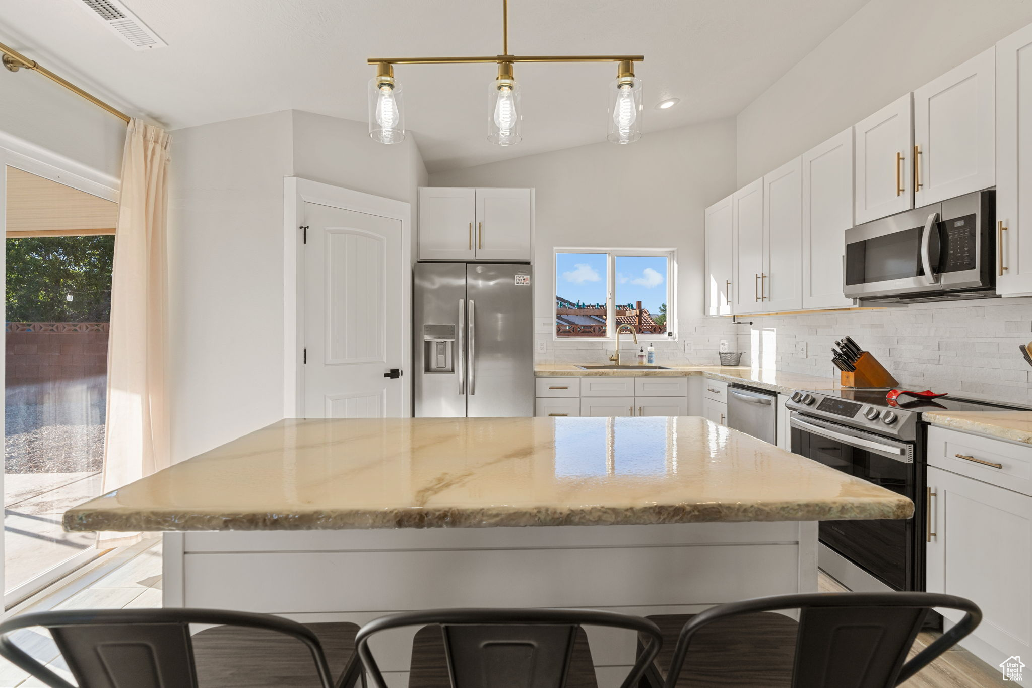 ROUNDY RANCHES 3 - Residential