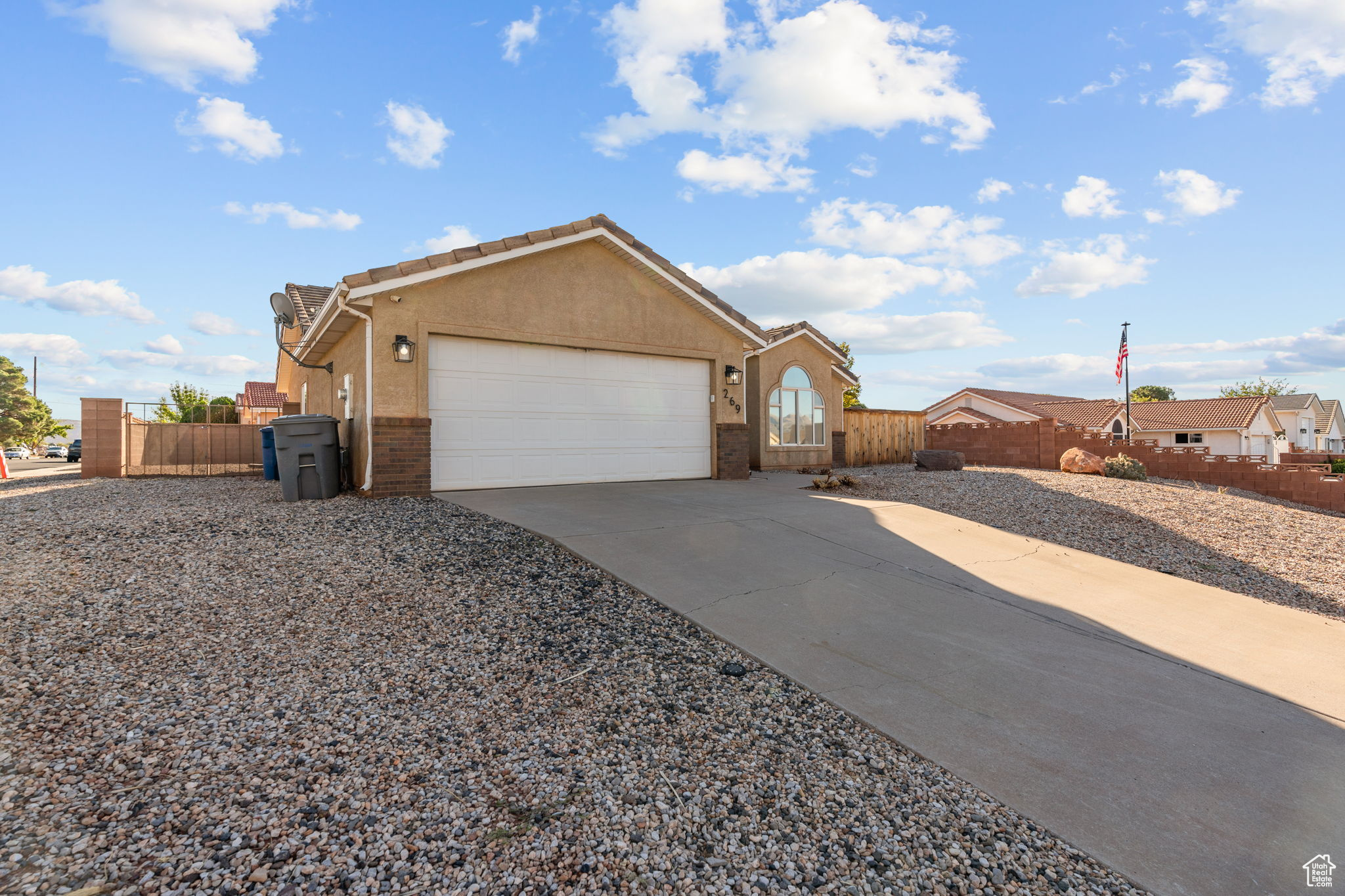 ROUNDY RANCHES 3 - Residential
