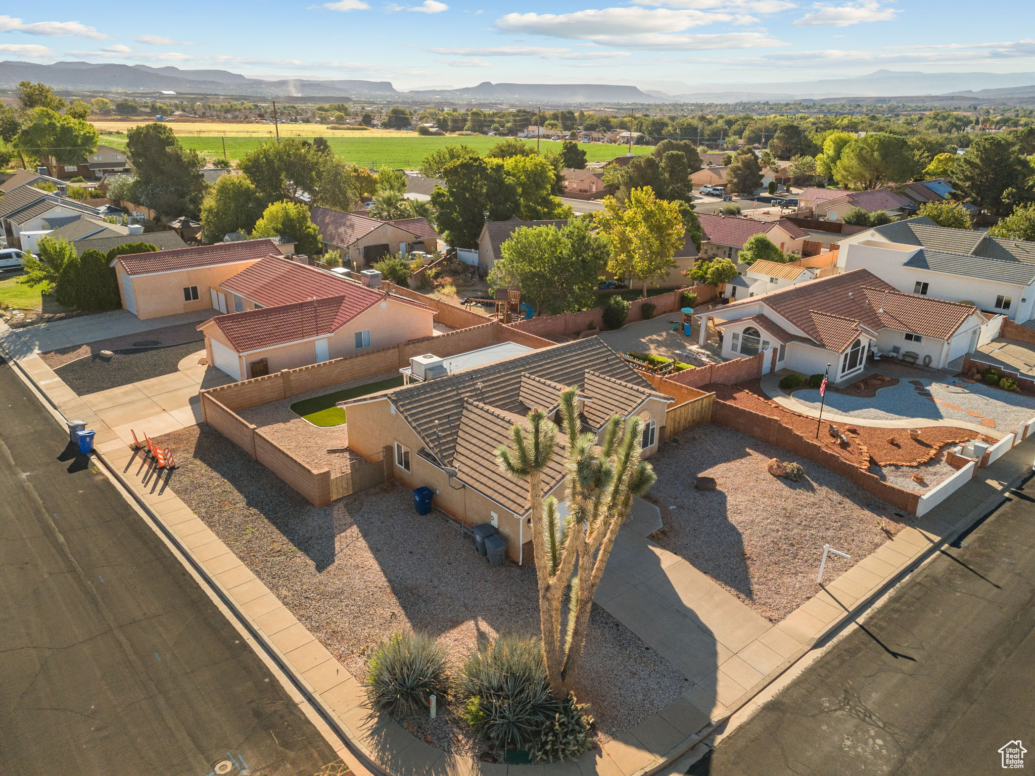 ROUNDY RANCHES 3 - Residential